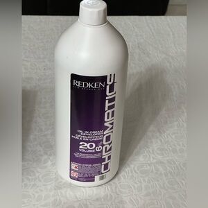 Redken chromatics 20 volume developer
